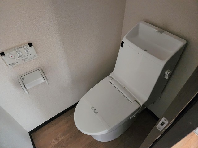 クリオネコート新城 トイレ