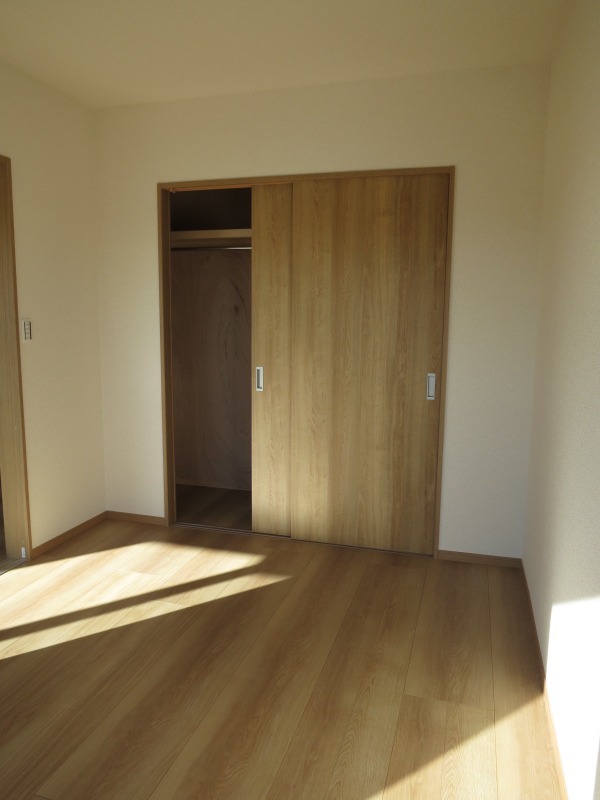 サンシャインヒルズ 