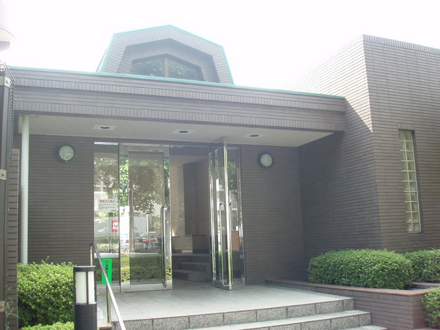 サンシャインヒルズ エントランス