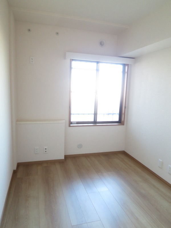 サンシャインヒルズ 