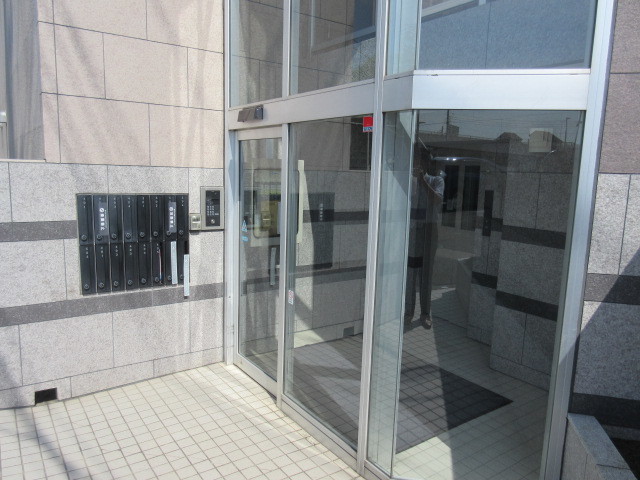 ハーモニーマンション根岸 エントランス