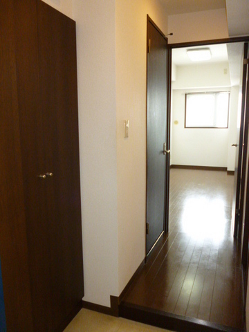 ハーモニーマンション根岸 玄関