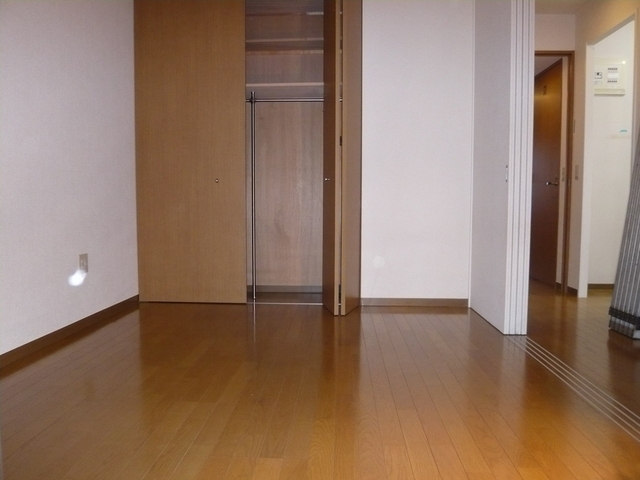 ドルフ南本宿Ⅱ 収納