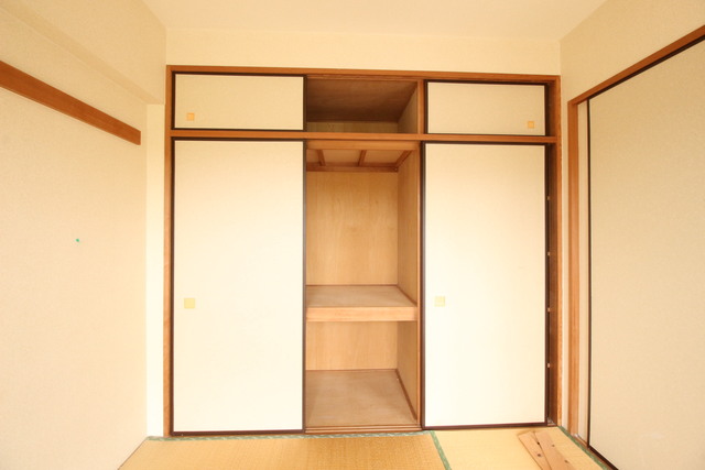 ディアパーク杉田南 収納