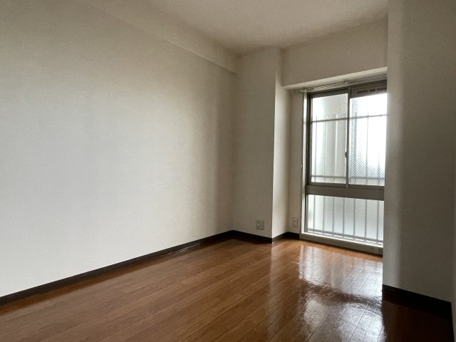 グリーンヒルソウブ 居間