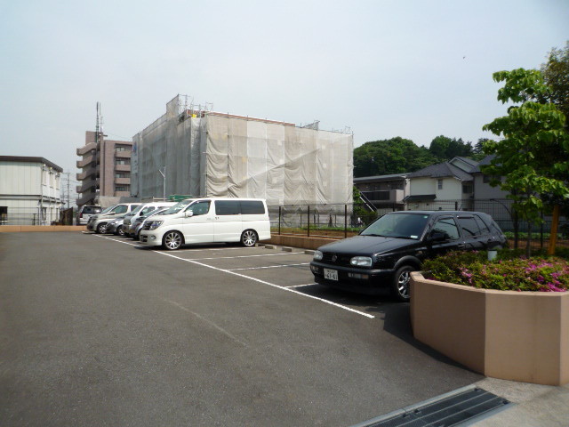 サニーコート壱番館 駐車場