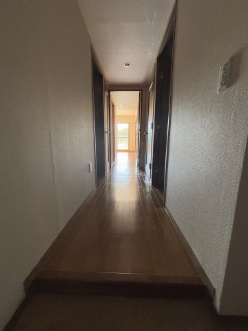 ディアパーク杉田南 玄関