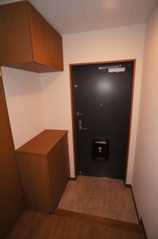 シンベルク横濱 玄関