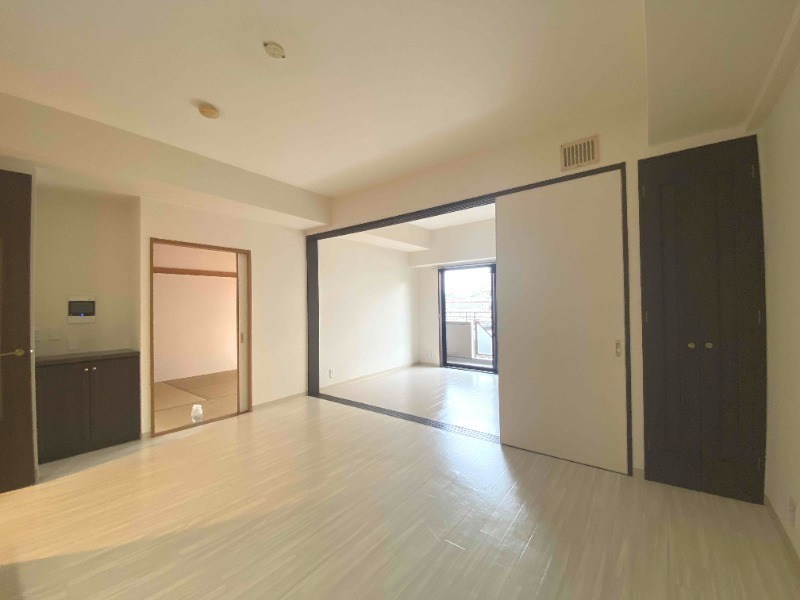 ベルストーン本牧 居間