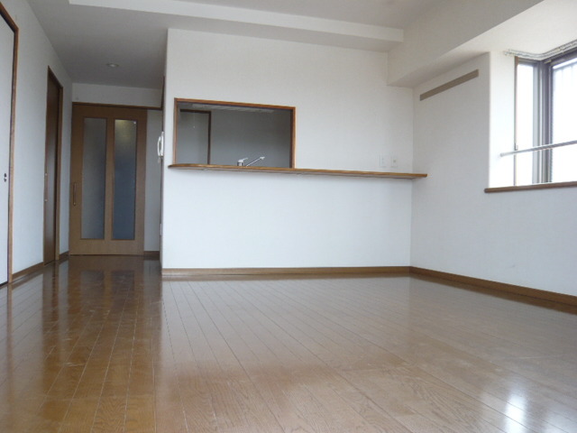 ヒルクレスト湘南 居間