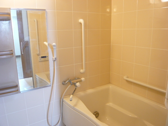 ヒルクレスト湘南 風呂