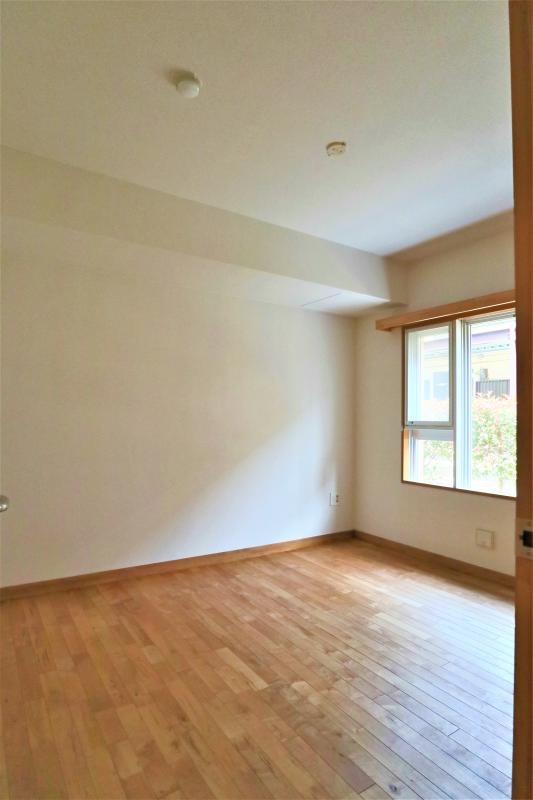 初音マンション 