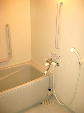 ヴィーニュ二俣川 風呂