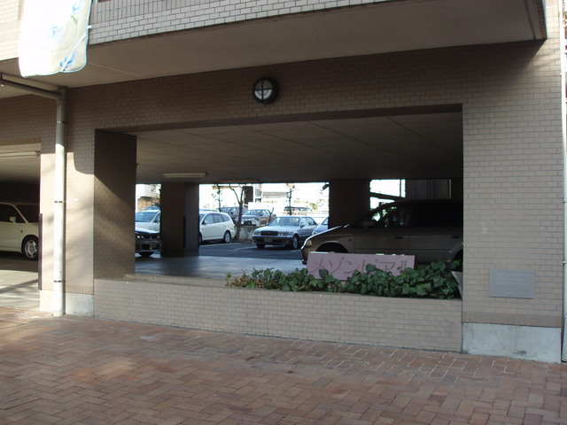 メゾンピア2 駐車場