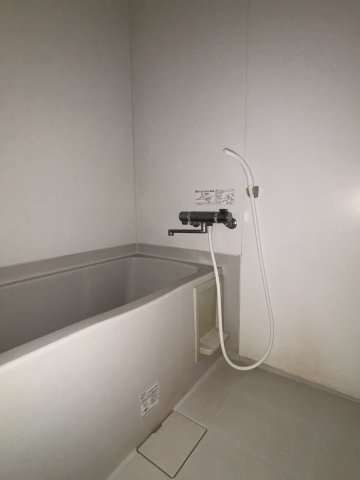 ハーモニーマンション根岸 玄関