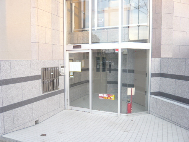 ハーモニーマンション根岸 エントランス