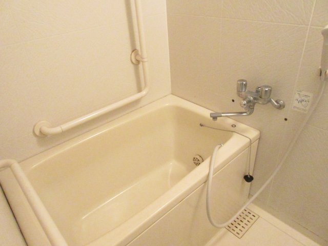 りぶいんしらゆり光 風呂