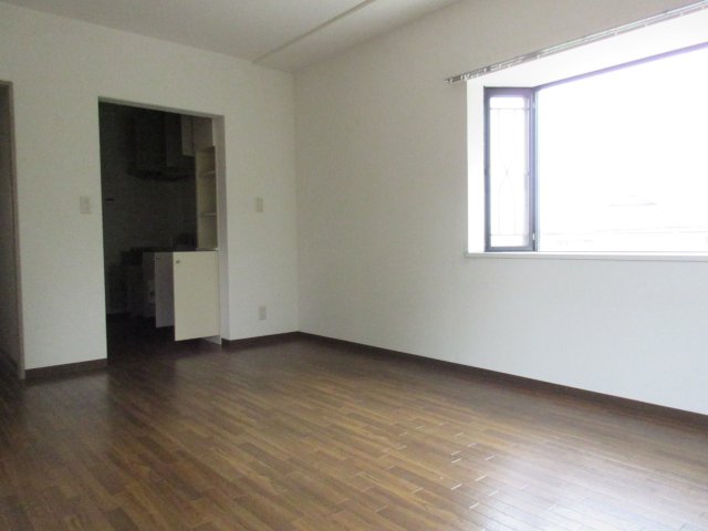 りぶいんしらゆり光 居間