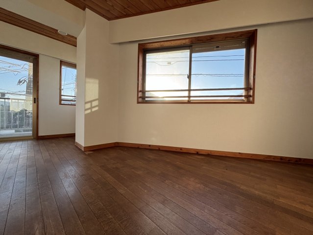 シェ・ノートフ桑原台 居間