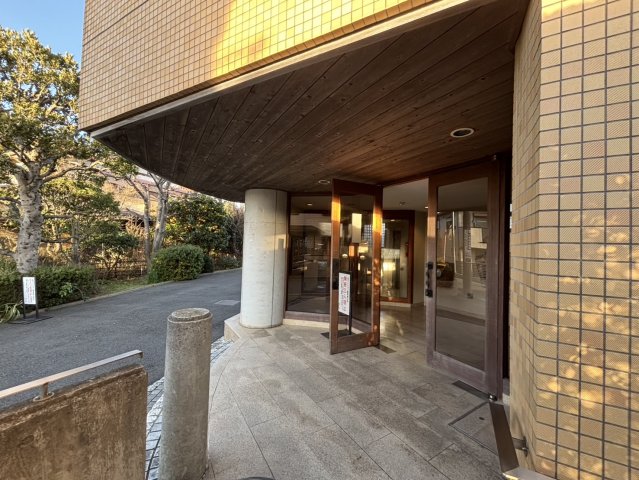 シェ・ノートフ桑原台 エントランス