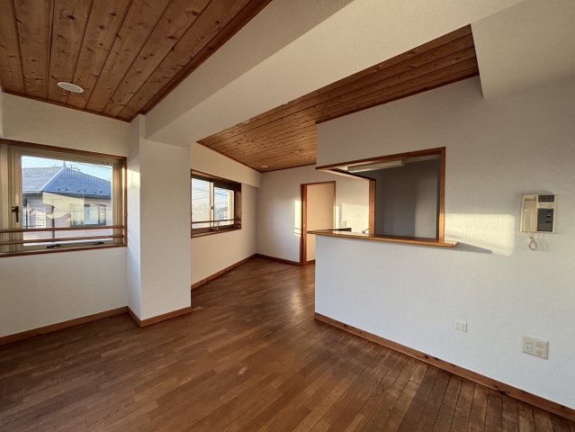 シェ・ノートフ桑原台 居間