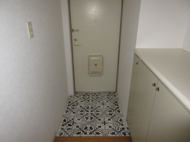 アリスガーデン城郷 玄関