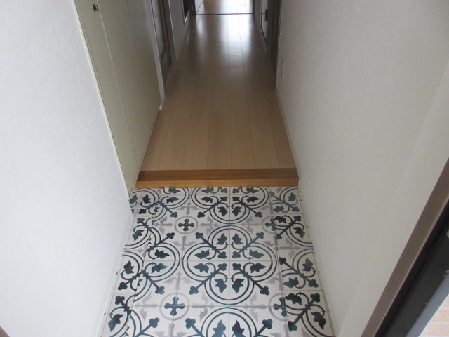 アリスガーデン城郷 玄関