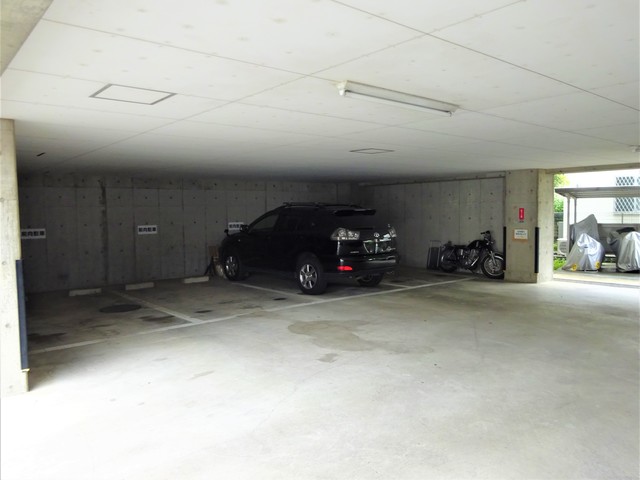 メゾンピア3 駐車場