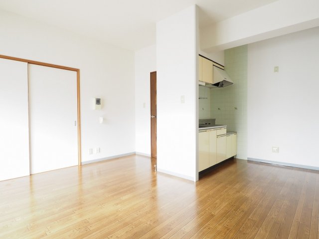 ボナール美徳 居間