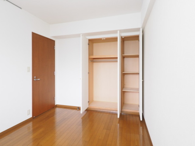 ぺア　ガーデン　生田 収納