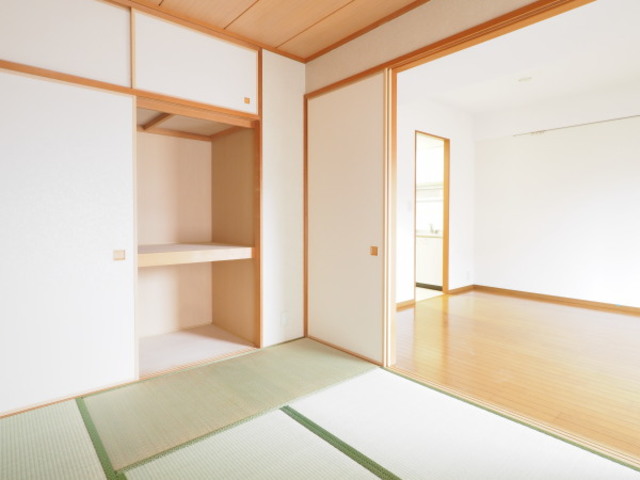 ぺア　ガーデン　生田 収納