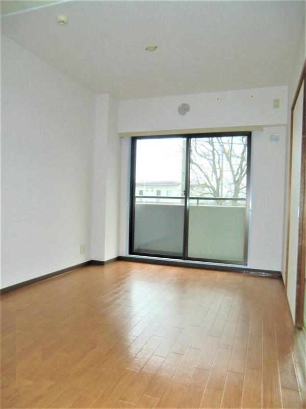 パークヒルズ三部 