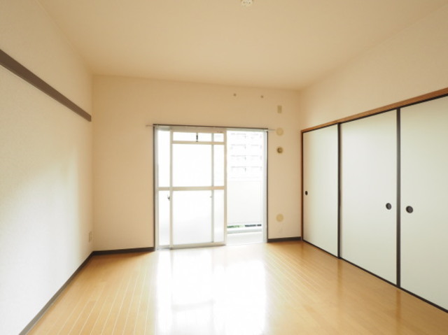 千年新町3号館 居間