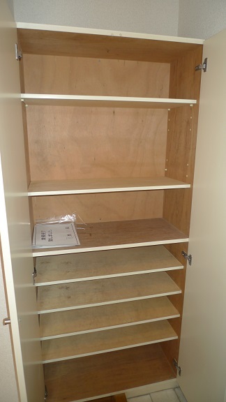 ブリッジ壱番館 収納