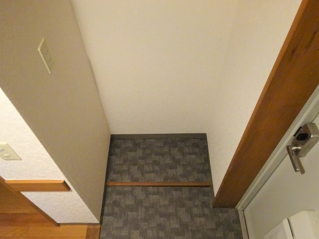 宿河原東2番館 玄関