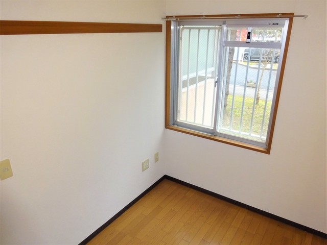 宿河原東2番館 居間