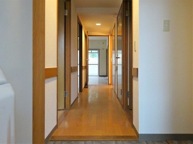 宿河原東2番館 玄関