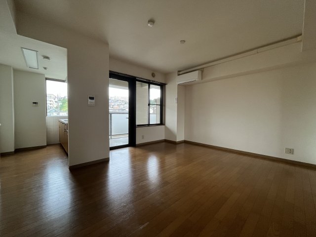 エーデルワイス高見 居間