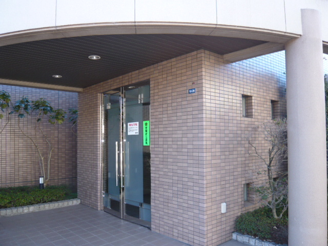 ラフィーネ港北 エントランス