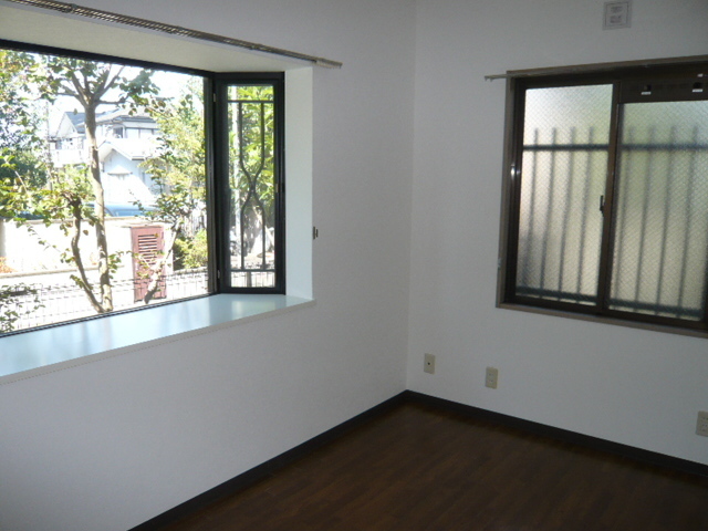 りぶいんしらゆり光 居間