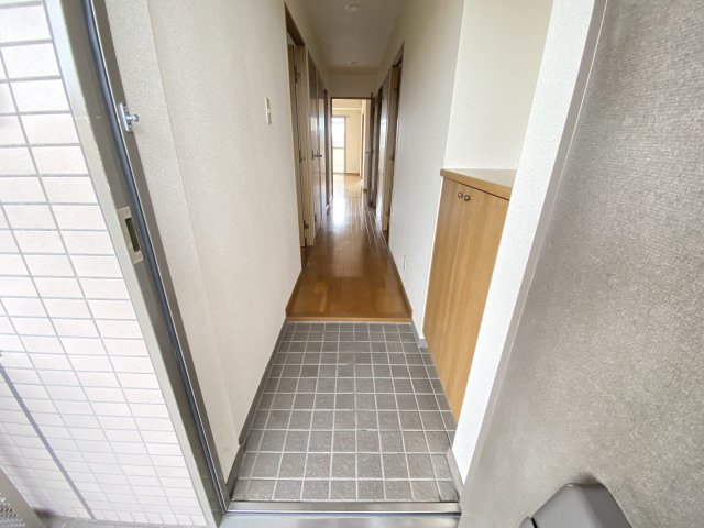 オクトス市ヶ尾 玄関