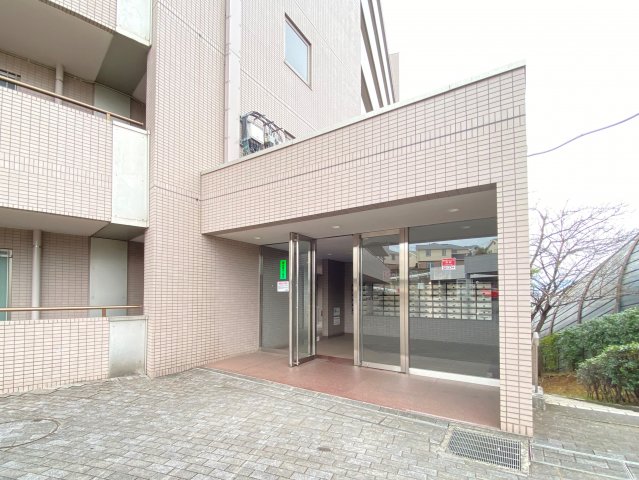 オクトス市ヶ尾 エントランス