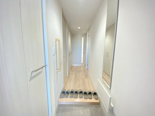 フロール横浜三ッ沢2番館 玄関