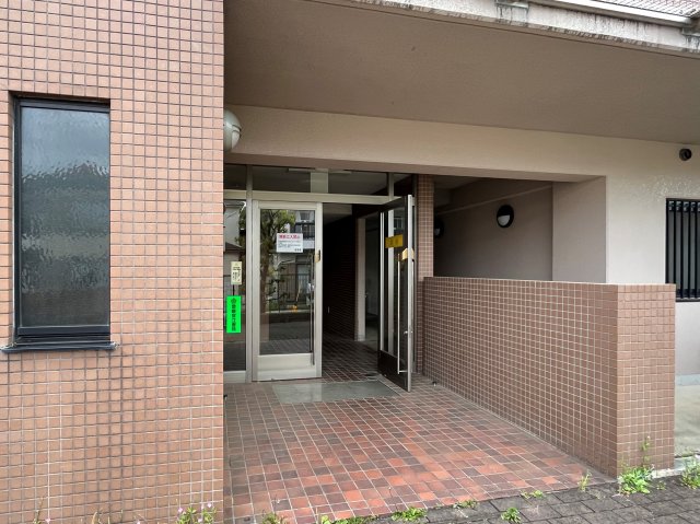 クライン　デァ・ベルク　Ⅰ エントランス