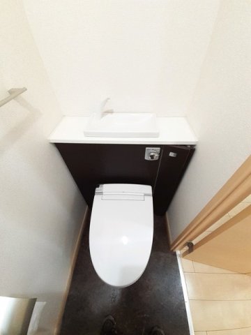 アネーロ・ネオ トイレ