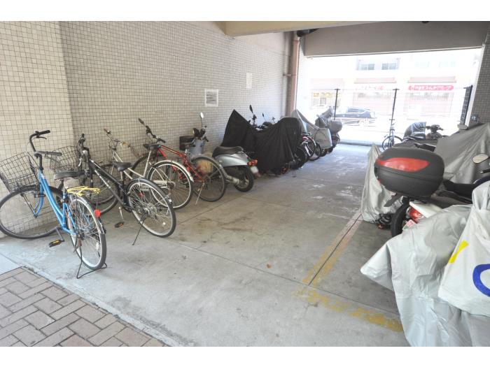 磯子三丁目 その他