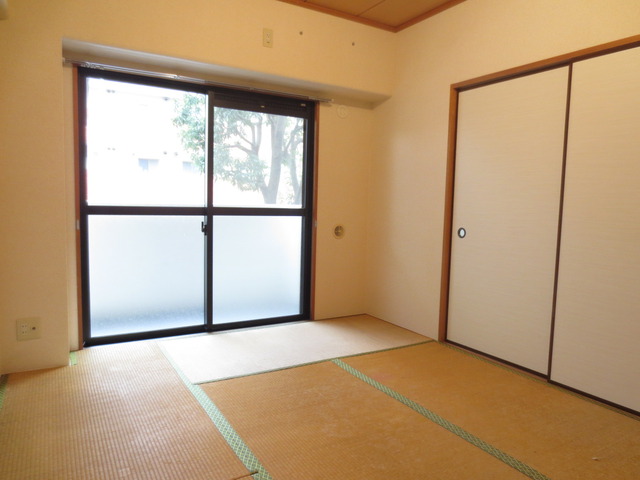 パインベル 居間