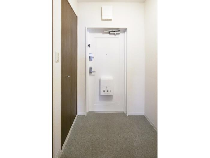 コンフォール相模原共和 玄関