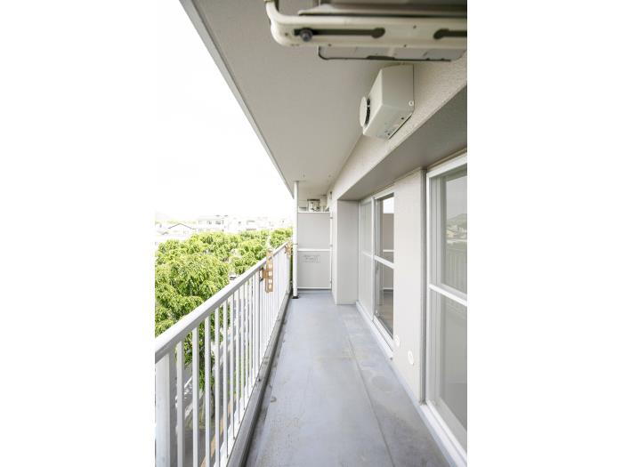 コンフォール相模原共和 バルコニー