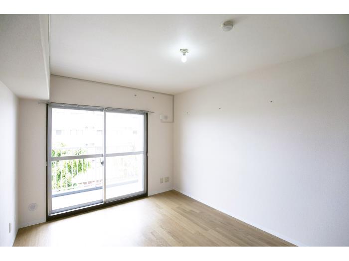 コンフォール相模原共和 居間